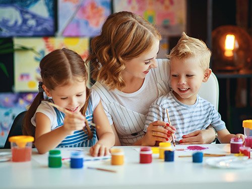 garde de deuxs enfants