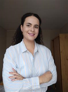 Daniela - Nounou anglophone Paris, babysitter bilingue