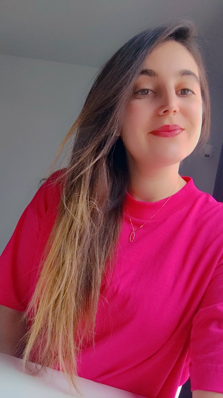 Dehbia - Nounou anglophone Paris, babysitter bilingue