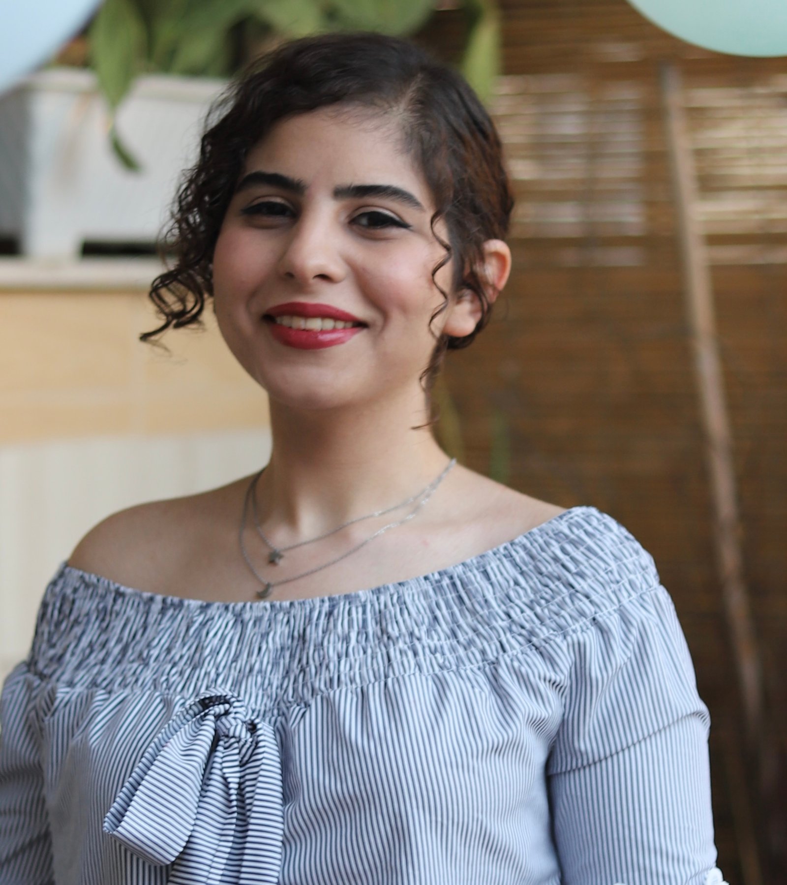 Niloofar - Nounou anglophone Paris, babysitter bilingue